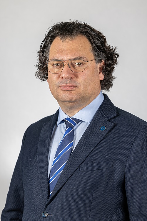Prof. Vedat Topsakal